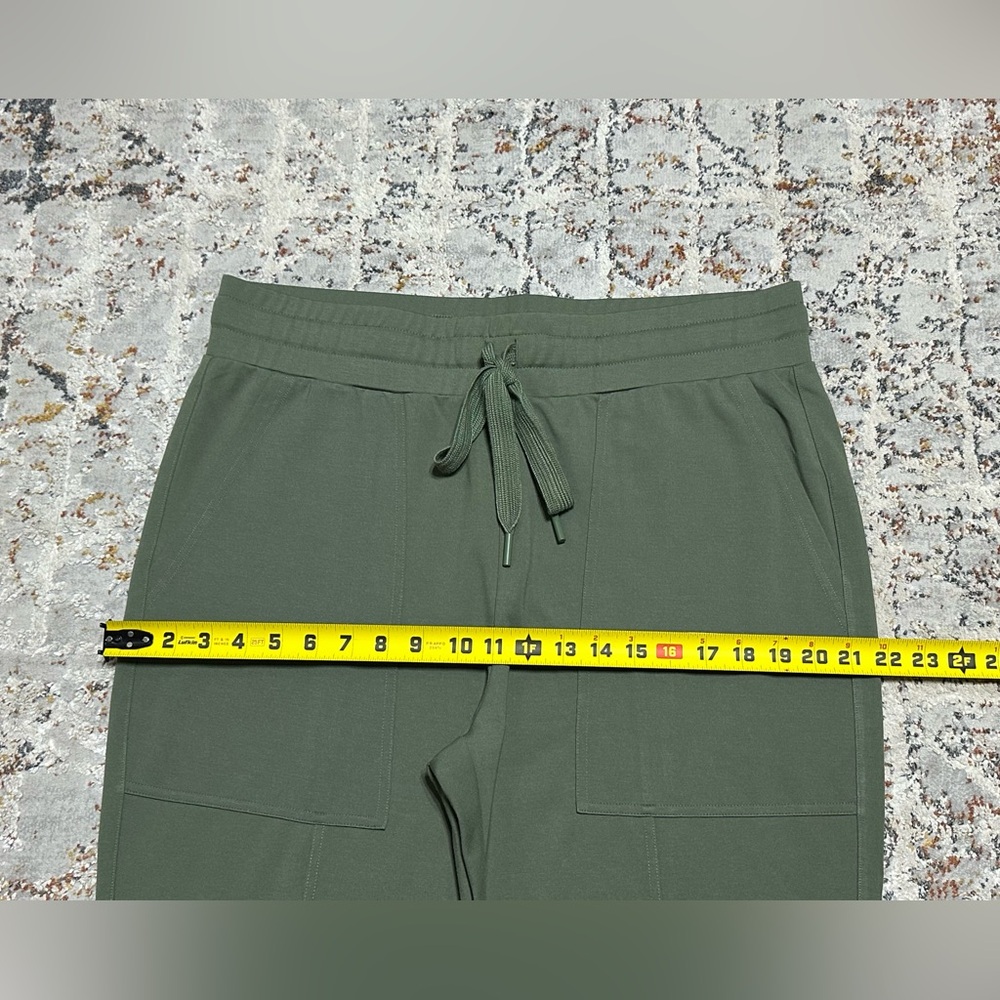CABI Everyday Lounger Jogger Pants size Large olive green rayon nylon blend EUC - Picture 5 of 13